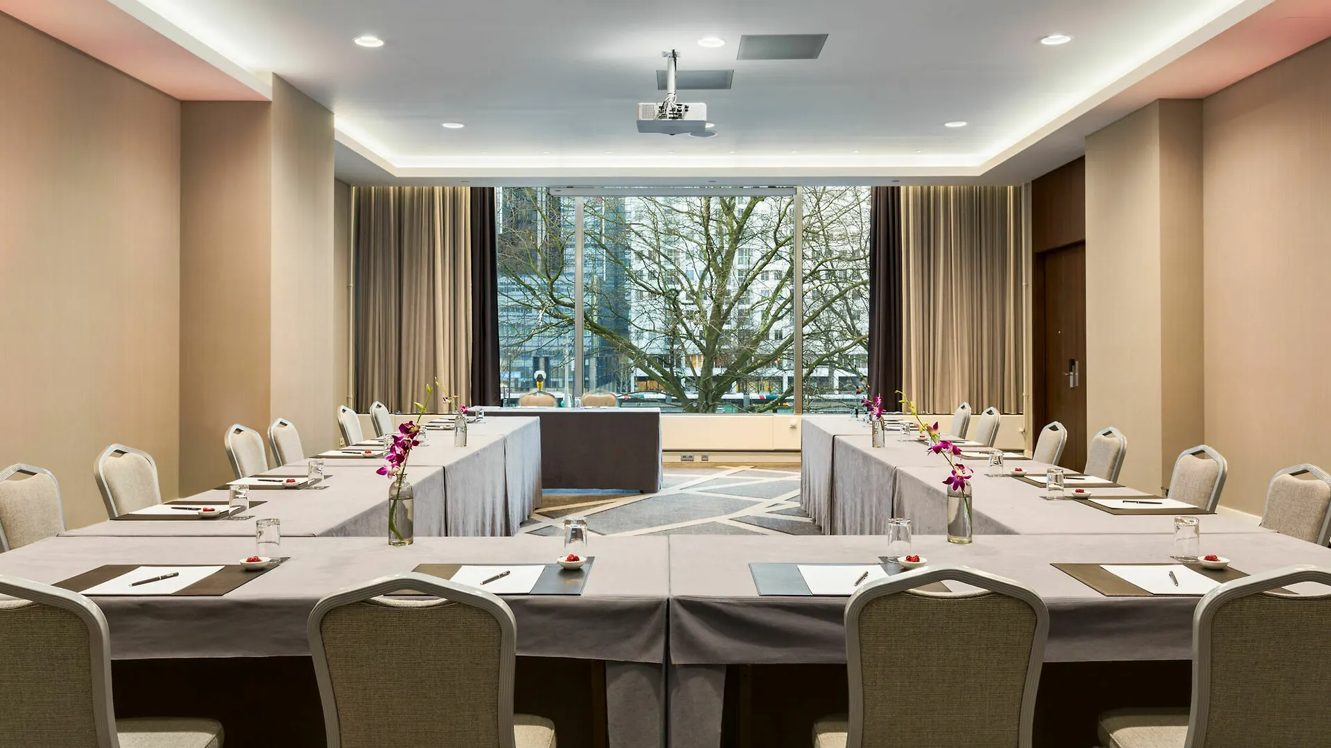Hilton Rotterdam Hotel